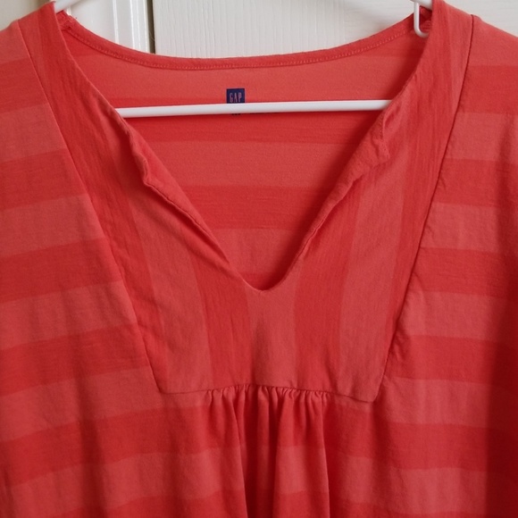 GAP Orange 3/4 sleeved Top - Picture 3 of 6
